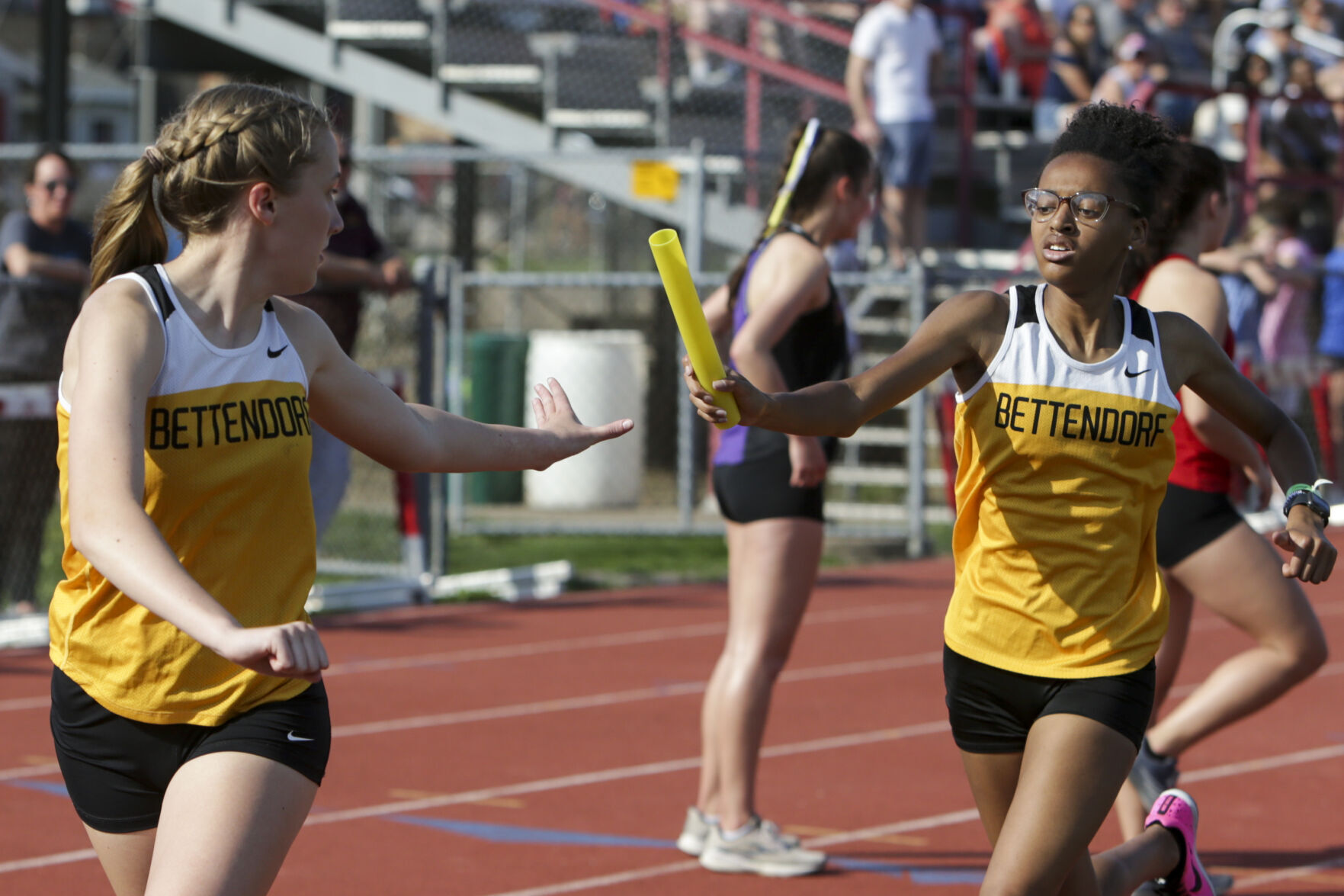 051222-qc-spt-district track-12.jpg